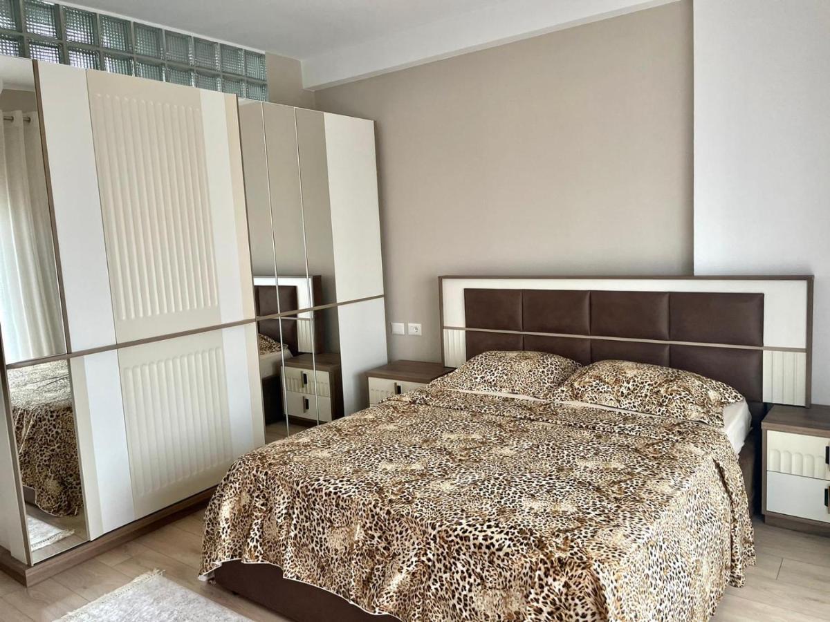 Adra'S Apartment Shkodër Dış mekan fotoğraf